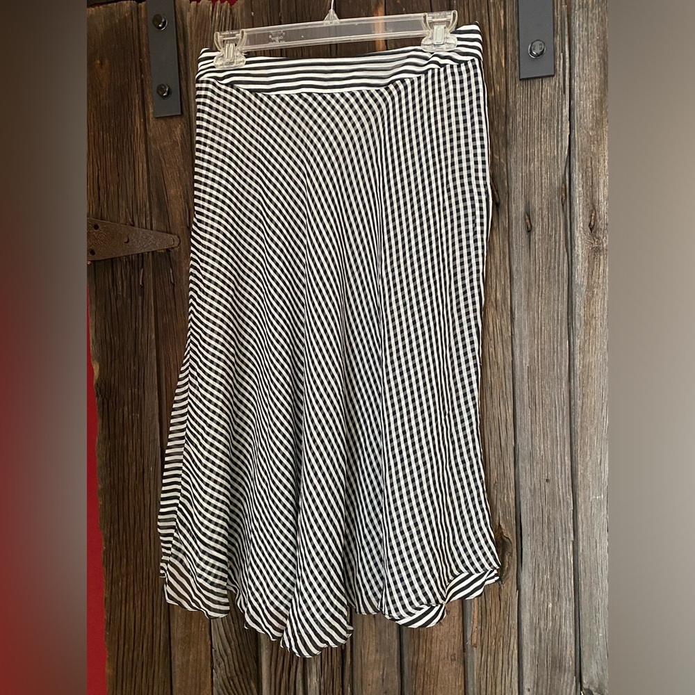 JONES NEW YORK • size 6 • black & white gingham